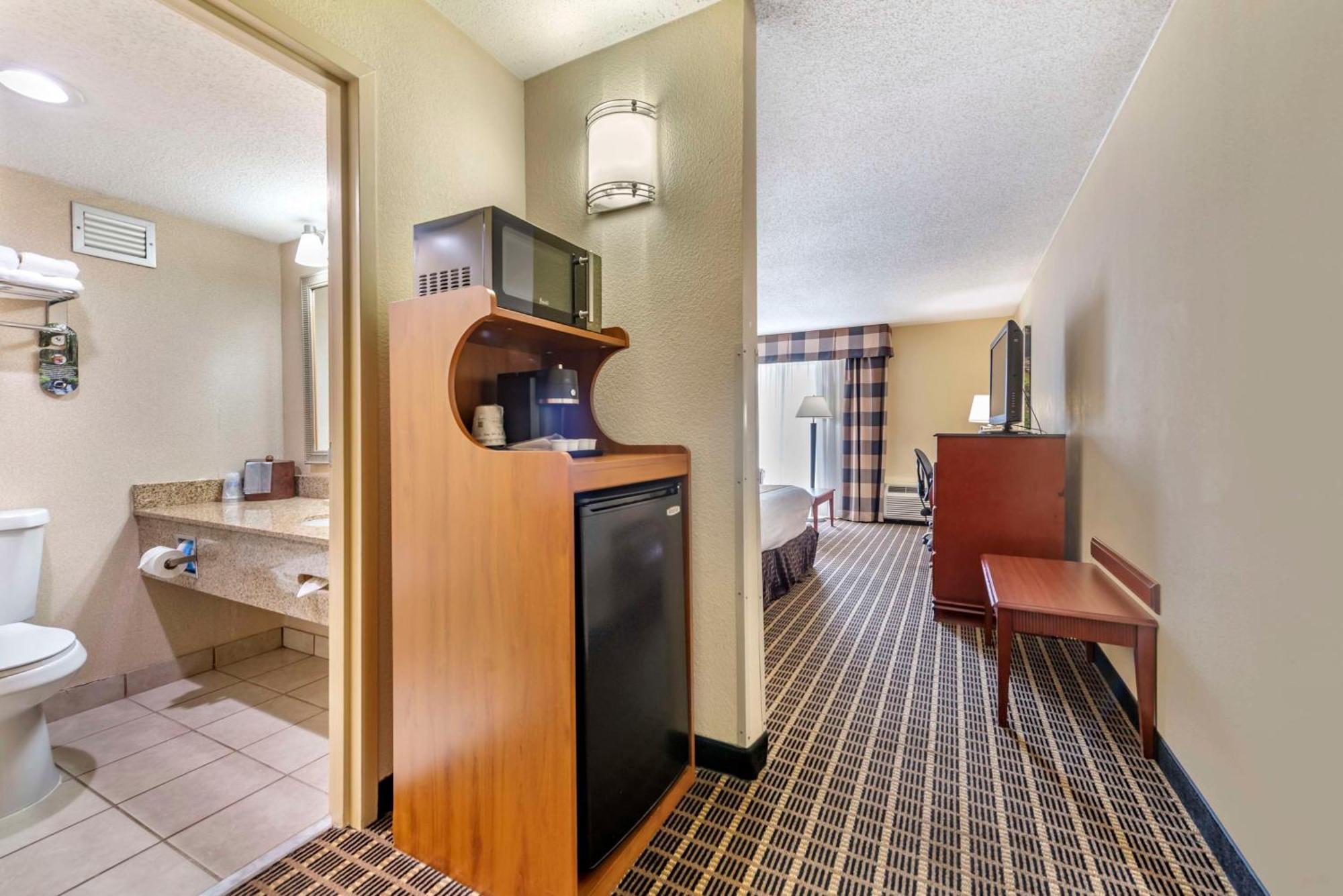 Best Western Plus Bridgeport Inn Exterior foto