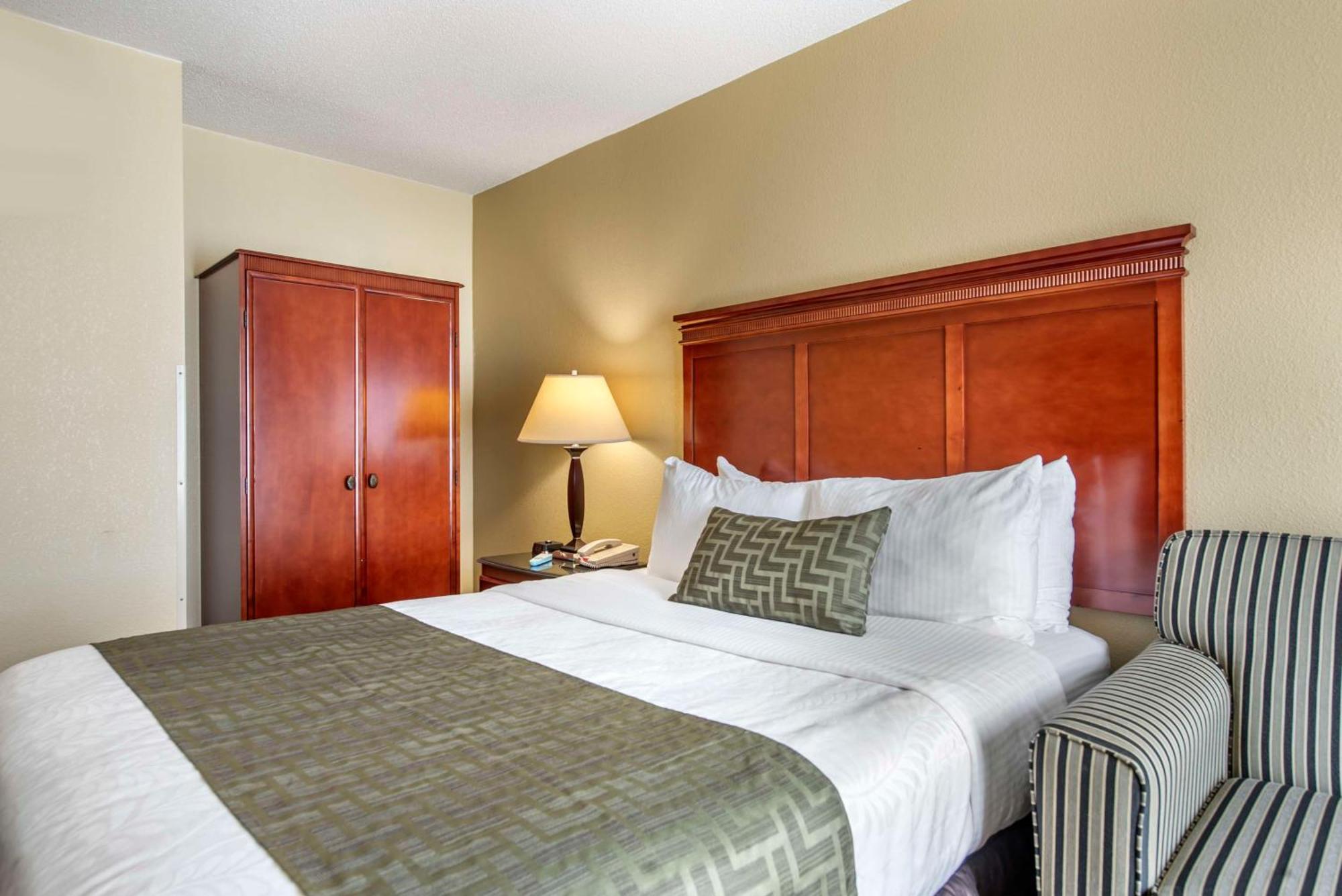 Best Western Plus Bridgeport Inn Exterior foto