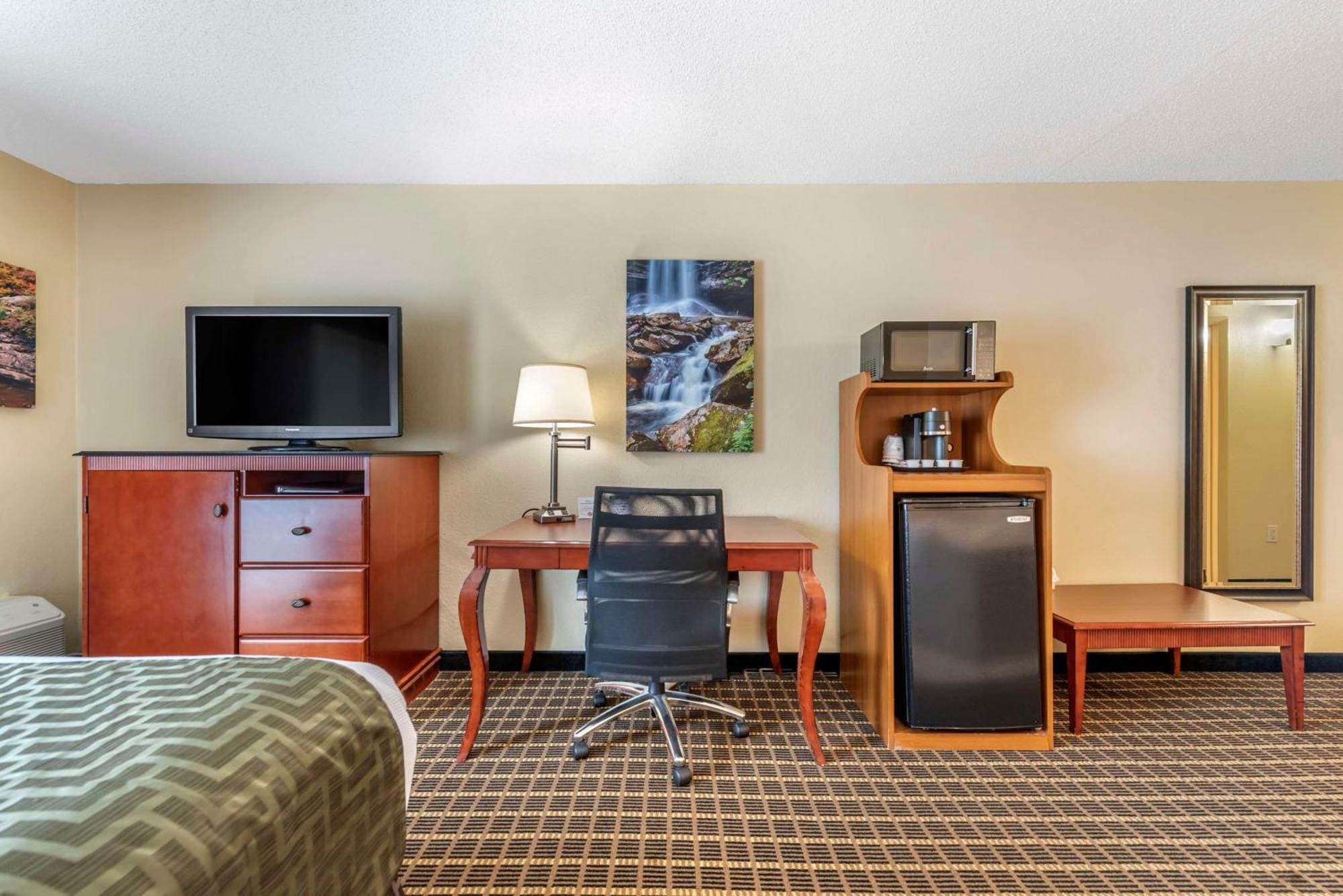 Best Western Plus Bridgeport Inn Exterior foto